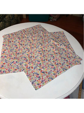 2 Tommy Hilfiger Standard Floral Pillowcases White Multicolor